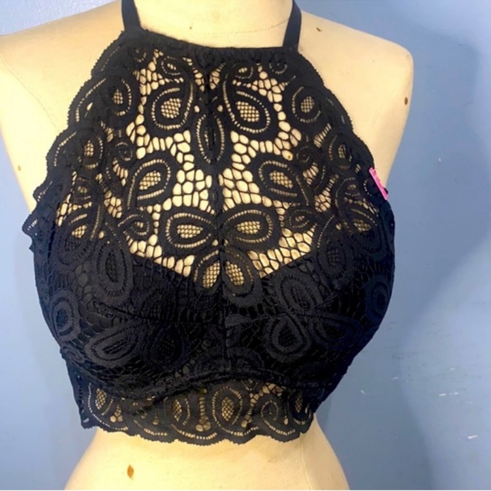 Victoria’s Secret lace bralette / bra large